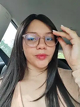 Snapshot of RoouseSiren chatting on 05.29.26 RoouseSiren online show from 05.29.26