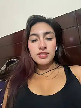 Snapshot of velariasoft_ chatting on 07.19.26 velariasoft online show from 07.19.26