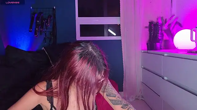 Skadii  online show from 06.13.26
