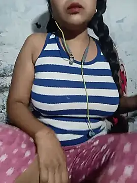 Snapshot of DESI-DOLLL chatting on 06.14.26 DESI-DOLLL online show from 06.14.26