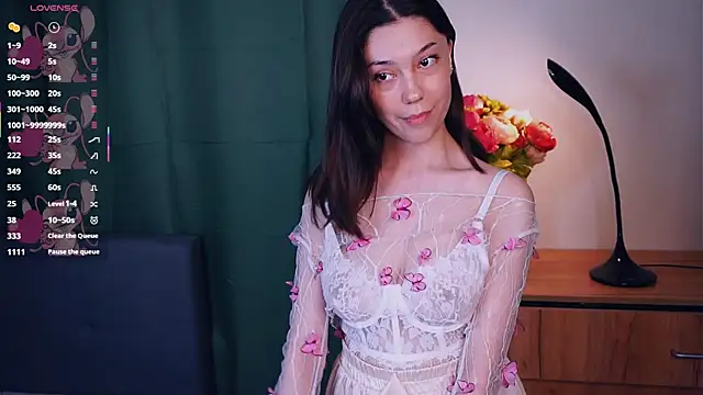 DellaSchane online show from 06.03.26