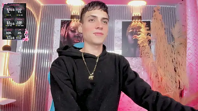 latino boyy  online show from 06.04.26