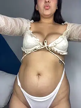 Snapshot of Gaby__Fosterr chatting on 05.27.26 Gaby Fosterr online show from 05.27.26