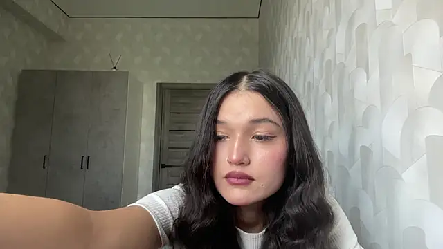 LisetteParajon online show from 06.09.26