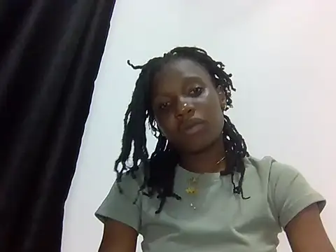Sexxy petite1 online show from 06.22.26