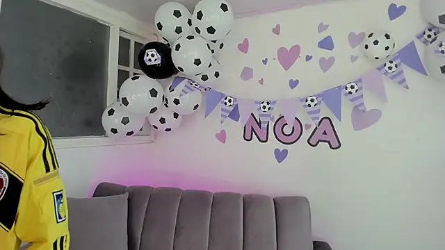 Noa bunny  online show from 06.12.26