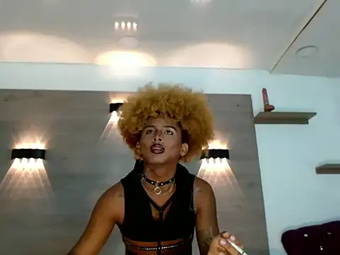 AshleySofiaThenison online show from 06.12.26