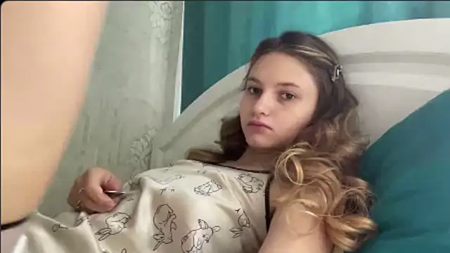 HeIen cute online show from 07.17.26