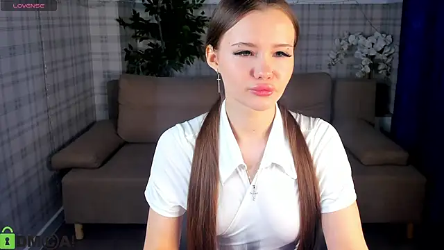 Ella Butler online show from 06.04.26