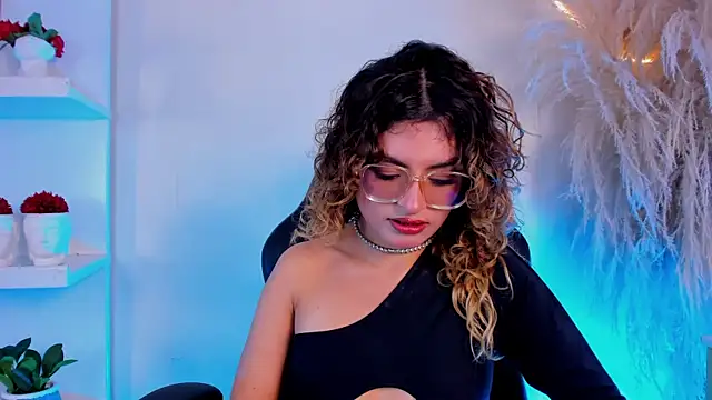 emilymjs  online show from 06.02.26