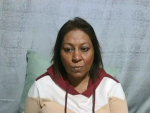 IndianSexyMilf69 online show from 06.06.26