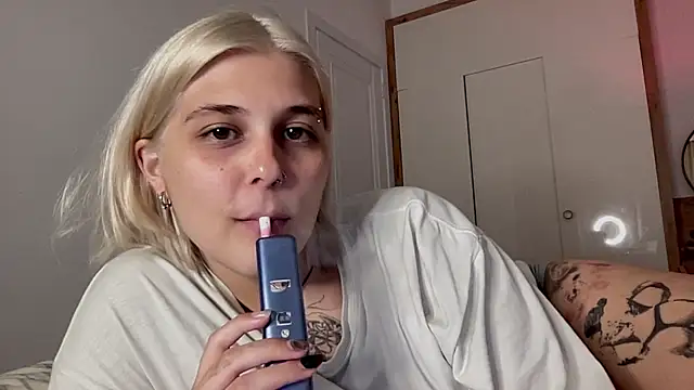 Ella Bloom online show from 07.14.26