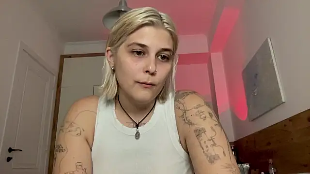 Ella Bloom online show from 07.21.26