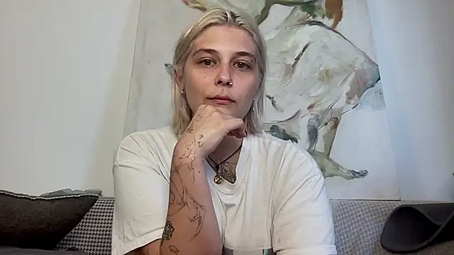 Ella Bloom online show from 07.28.26
