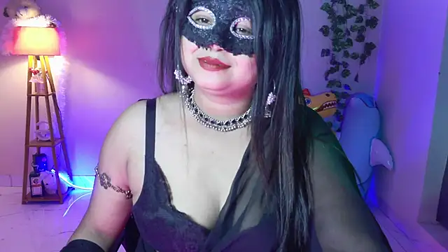 Red Heart  online show from 06.26.26