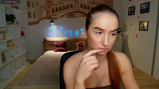AlisaFoxis online show from 07.02.26