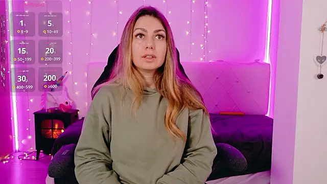 LindaWhite  online show from 03.01.26