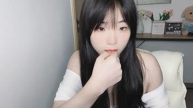 Louise-3 online show from 07.18.26