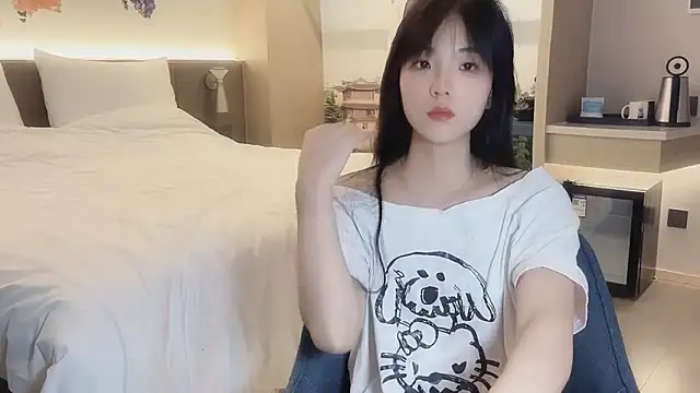Louise-3 online show from 07.22.26