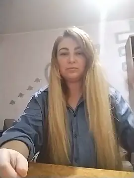 Snapshot of AngelWhite008 chatting on 06.17.26 AngelWhite008 online show from 06.17.26