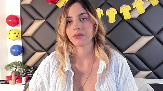 AdrianaHarlow online show from 06.17.26