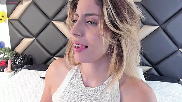 AdrianaHarlow online show from 06.28.26