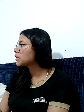 Sofielovee-01 online show from 06.10.26