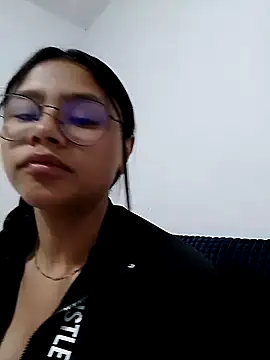 Sofielovee-01 online show from 06.16.26