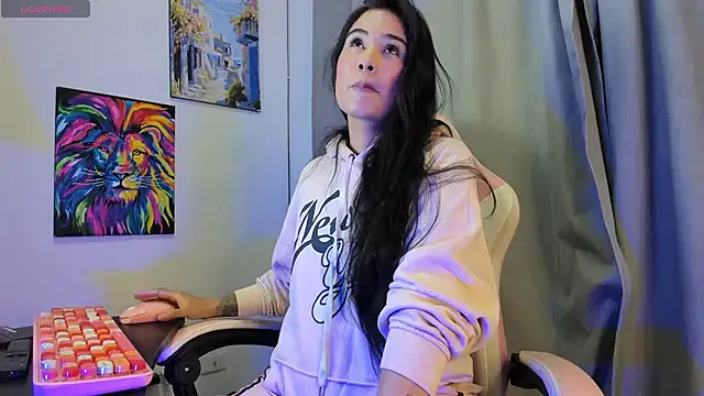 Snapshot of NattGray chatting on 06.02.26 NattGray online show from 06.02.26