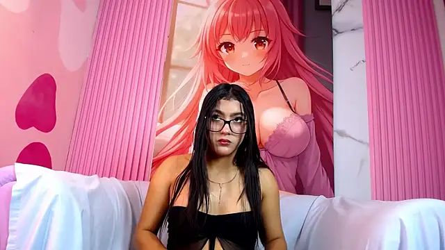 Holly Watson  online show from 07.12.26