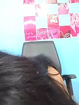 Naughty Kiara  online show from 06.08.26