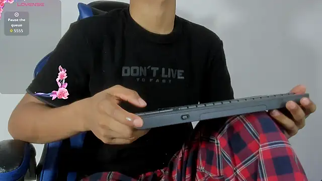 Maximiliano Young online show from 07.02.26