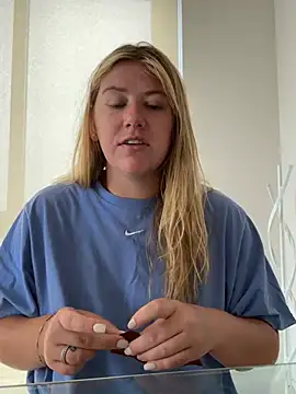 allyanalangell online show from 07.18.26