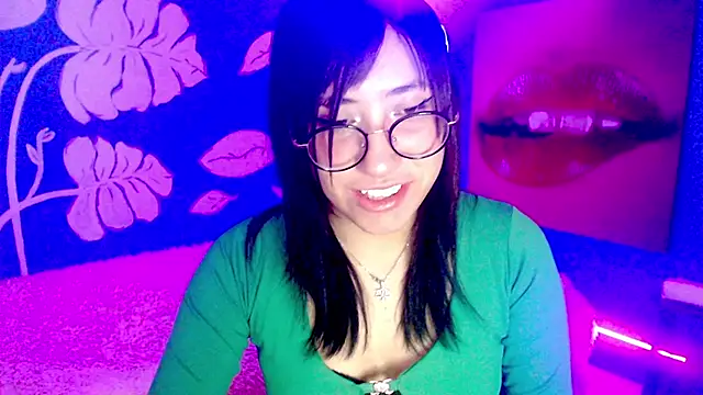Snapshot of eli_doll chatting on 06.14.26 eli doll online show from 06.14.26