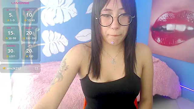 Snapshot of eli_doll chatting on 06.29.26 eli doll online show from 06.29.26