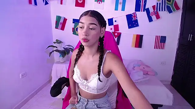 mia cute girl online show from 07.04.26