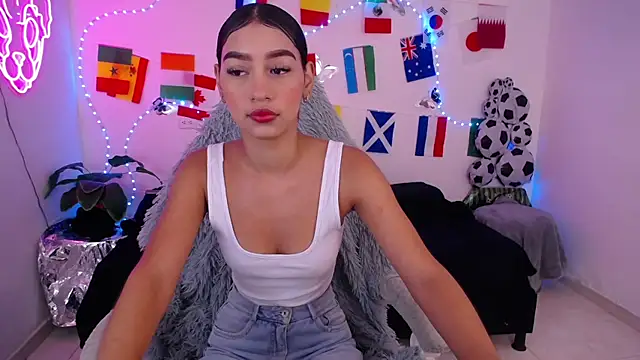 mia cute girl online show from 07.20.26