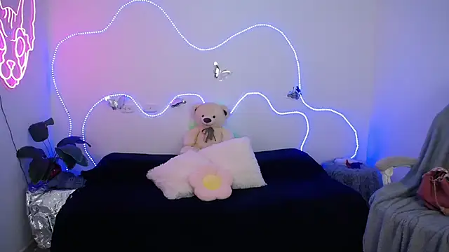 mia cute girl online show from 07.30.26