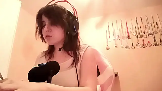 bunnyhoneylovehands online show from 06.09.26