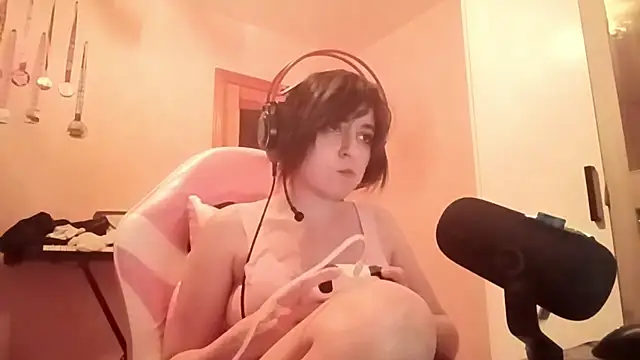 bunnyhoneylovehands online show from 06.11.26