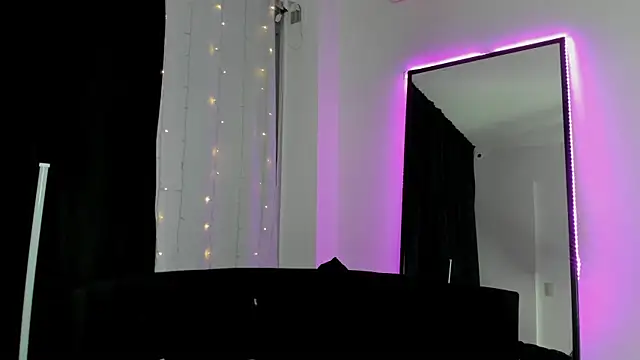 ScarlettJhonsonn online show from 06.06.26
