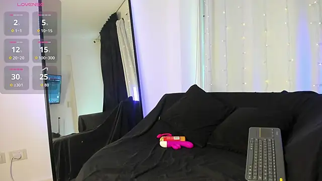 ScarlettJhonsonn online show from 07.28.26