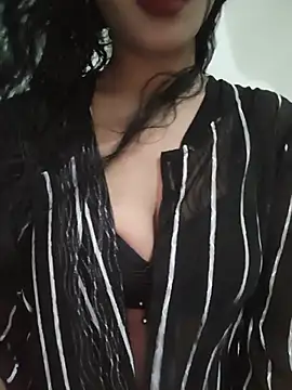 Snapshot of Simmy_jaan chatting on 08.05.26 Simmy jaan online show from 08.05.26