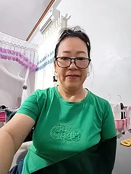 Ai babylove online show from 06.10.26
