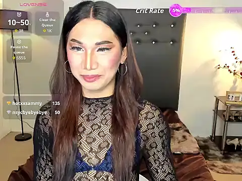UrSeductiveCriselda online show from 06.18.26