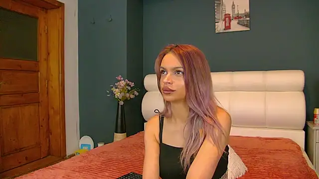 Tiny Tease online show from 06.01.26