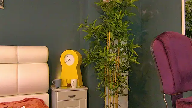 Tiny Tease online show from 06.28.26