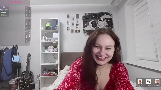 Snapshot of LoiseLovetto chatting on 07.04.26 LoiseLovetto online show from 07.04.26