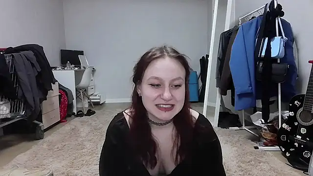 Snapshot of LoiseLovetto chatting on 07.06.26 LoiseLovetto online show from 07.06.26