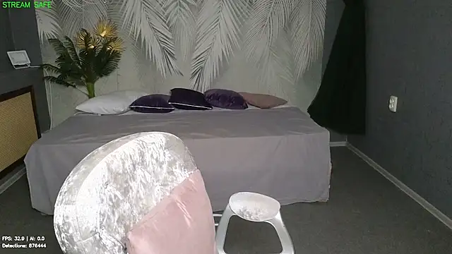 Nola Nurse online show from 07.21.26